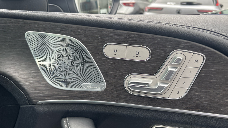 Mercedes-Benz GLE 300d 4Matic AMG Line Prem Plus 5dr 9G-Tronic Diesel Estate